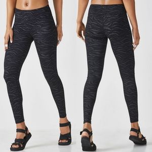 FABLETICS Powerhold Medium Rise Zebra Print Leggings Sz M